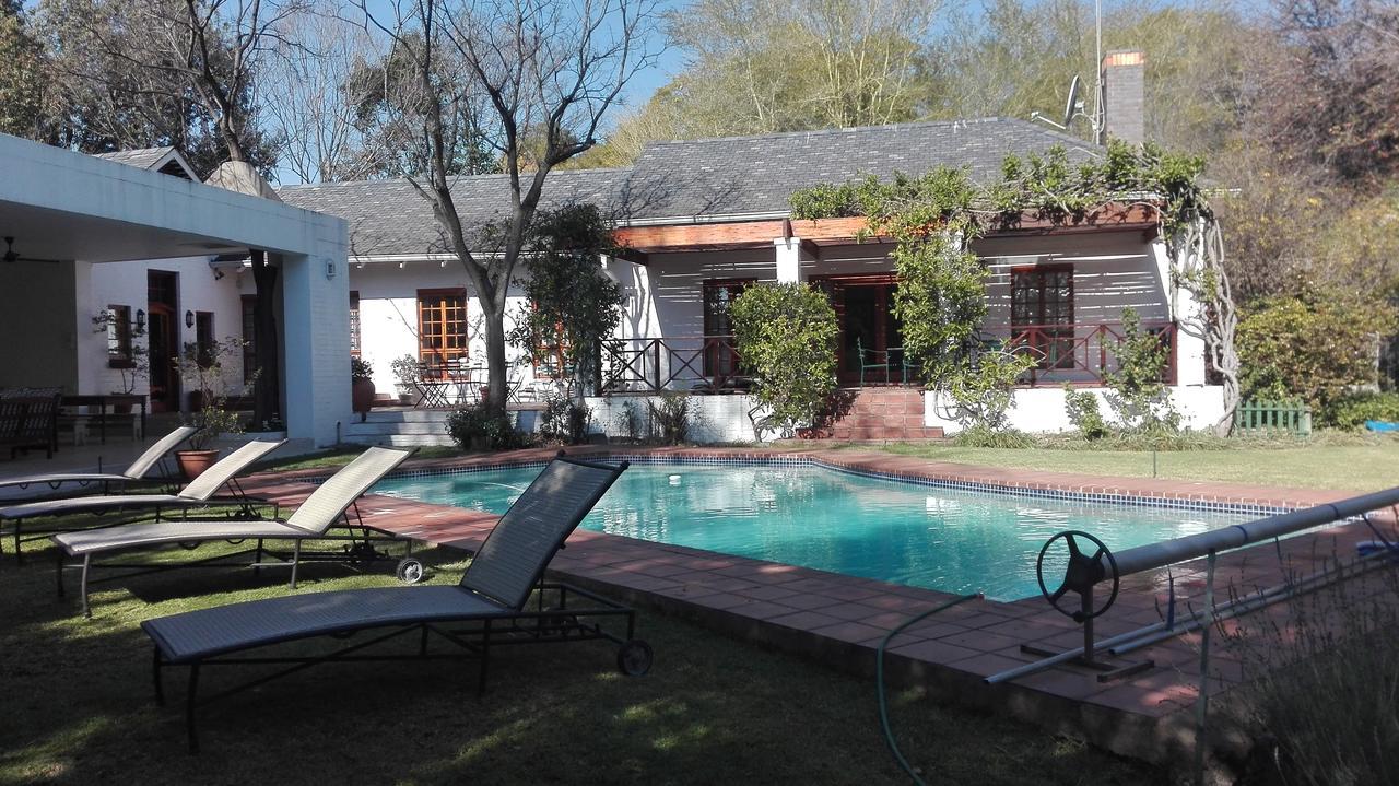 Waterfall Cottages Johannesburgo Exterior foto